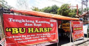 Netizen Ramai-Ramai Sambat Warung Tengkleng di Solo